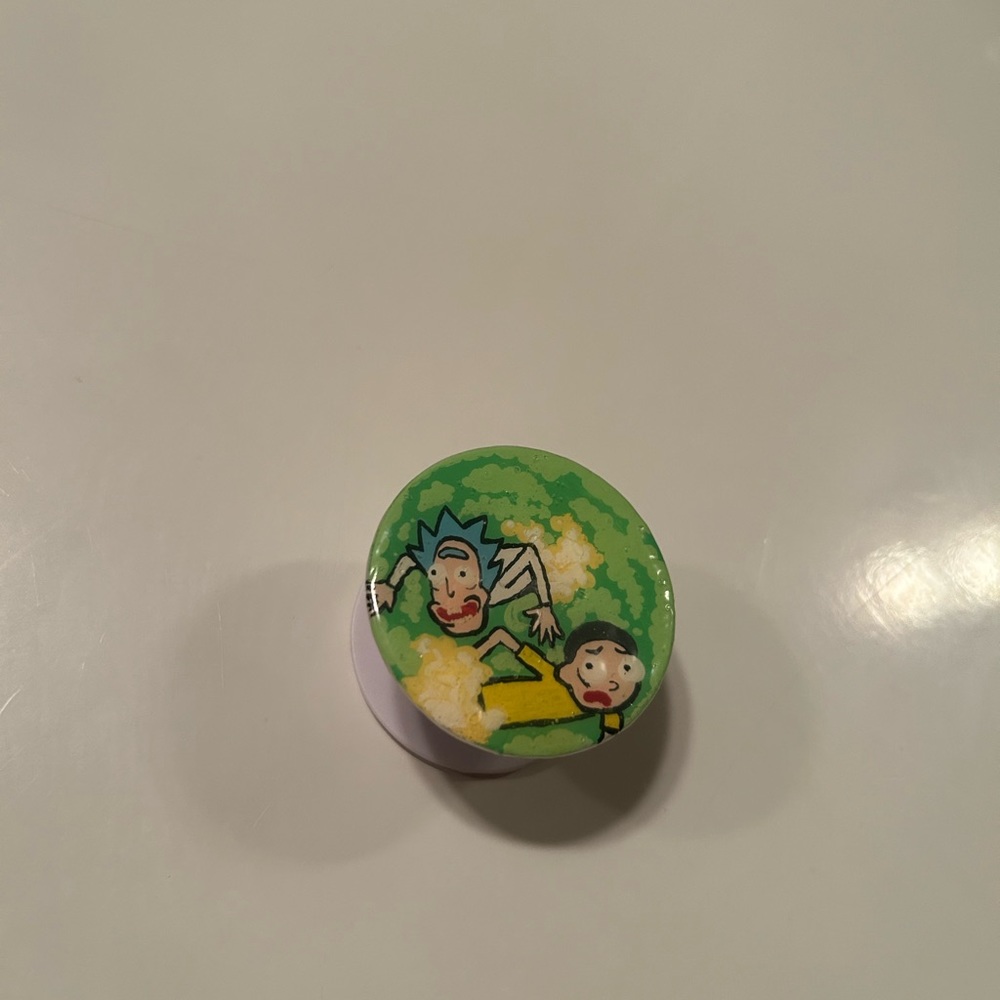 Pop socket, Rick and Morty